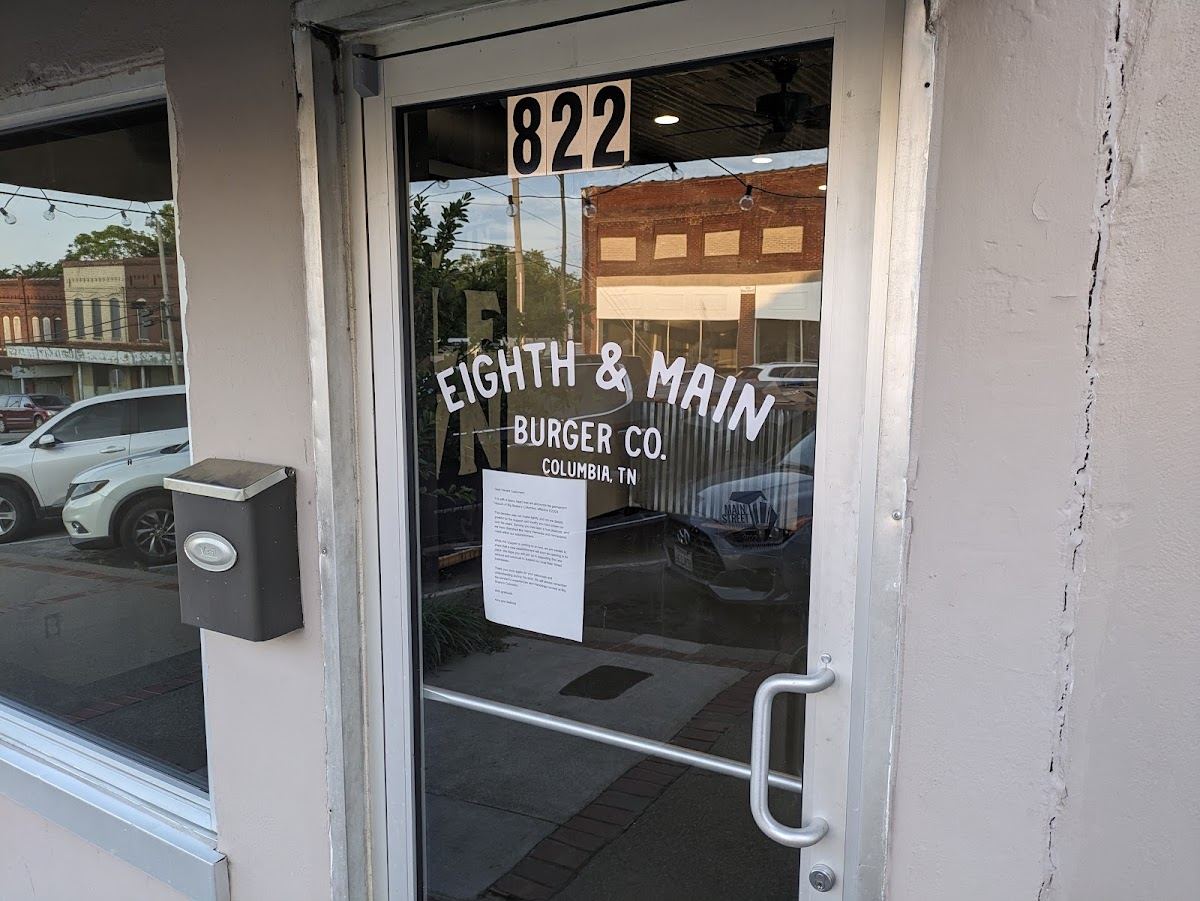 Eighth & Main Burger Co.